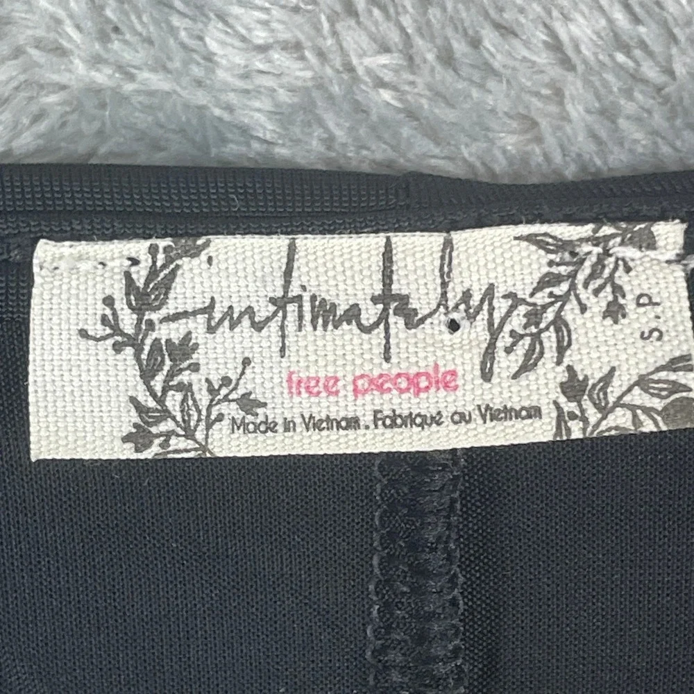 FREE PEOPLE Wind Down Layering Top‎ Small Black Ruched LS Vampy Witchy Goth New